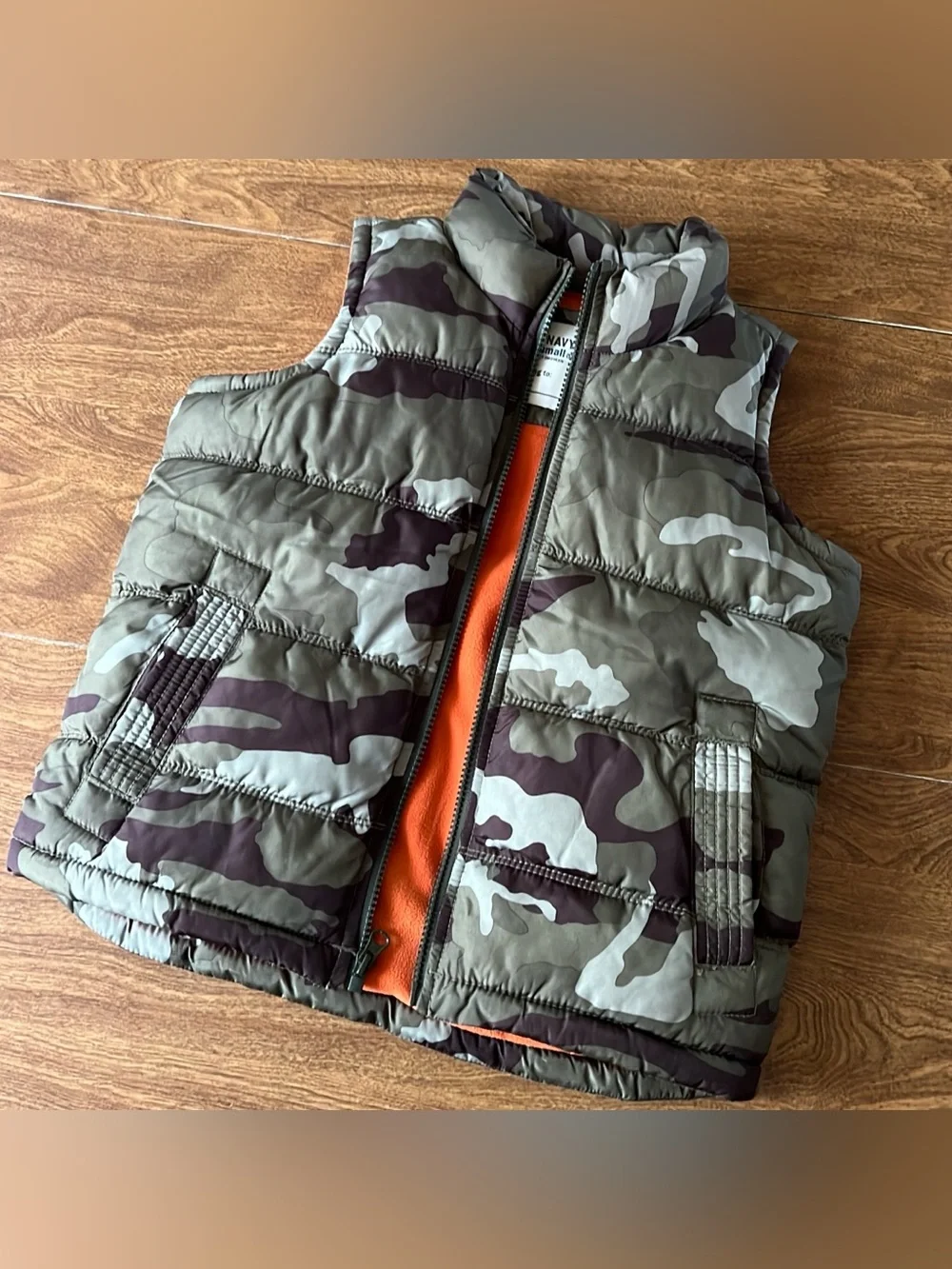 Old Navy Children Camouflage Green Orange full zip Toddlers Vest Kids size XS/5